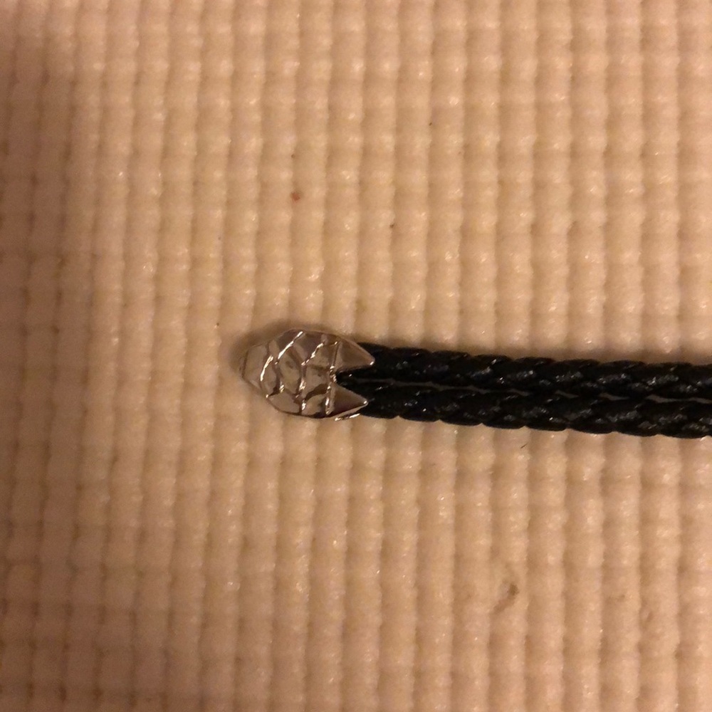 Bracelets - Picture 4 of 7